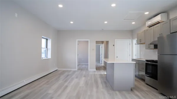 $3,950 | 4001 Broadway, Island Park, NY 11558