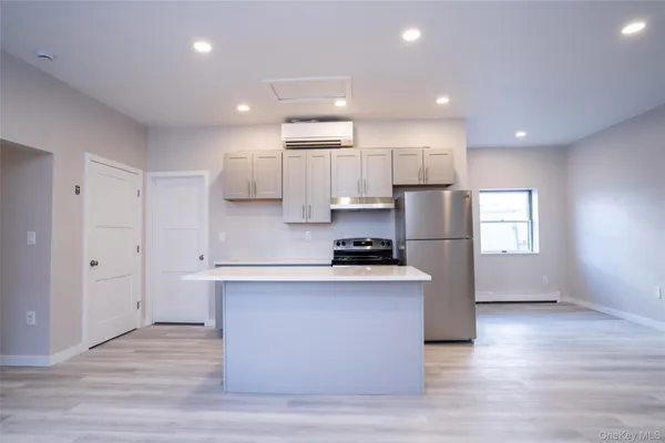 $3,950 | 4001 Broadway, Island Park, NY 11558