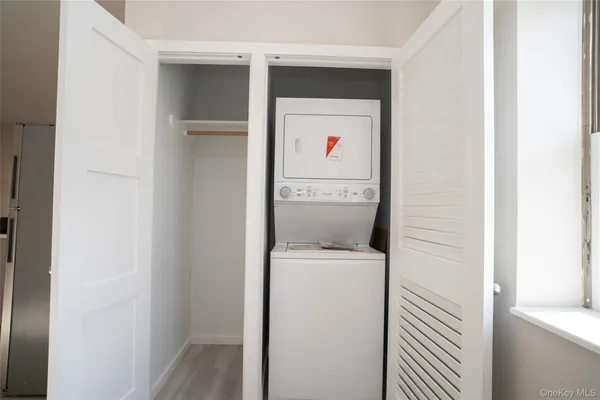 $3,950 | 4001 Broadway, Island Park, NY 11558