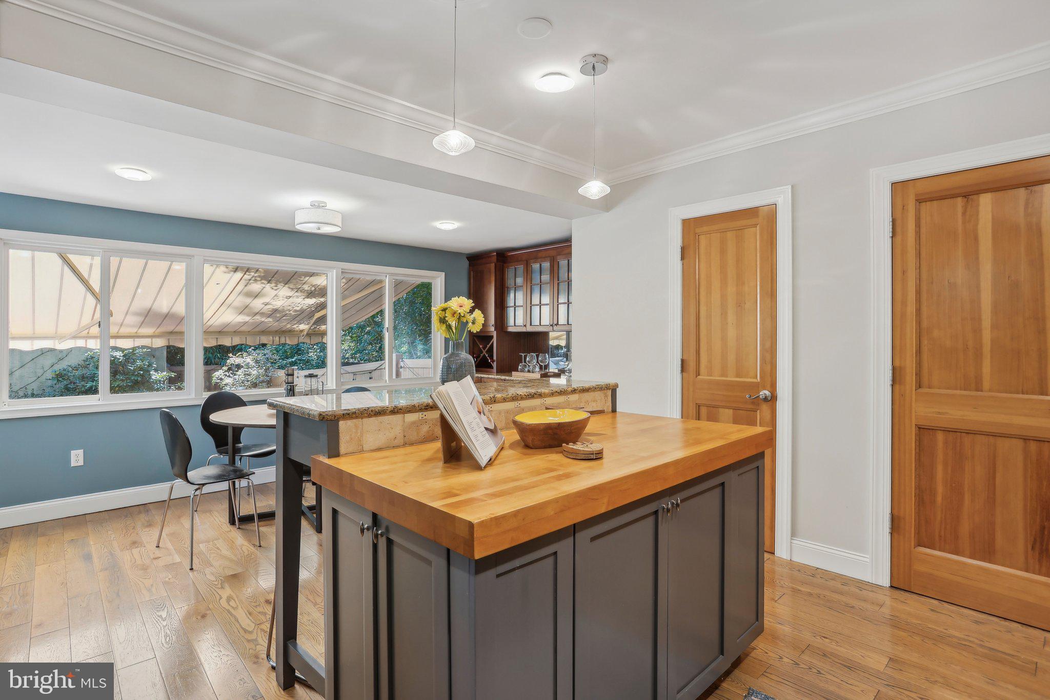 102 West Gravers Lane Philadelphia, PA 19118 - Photo 11 of 51