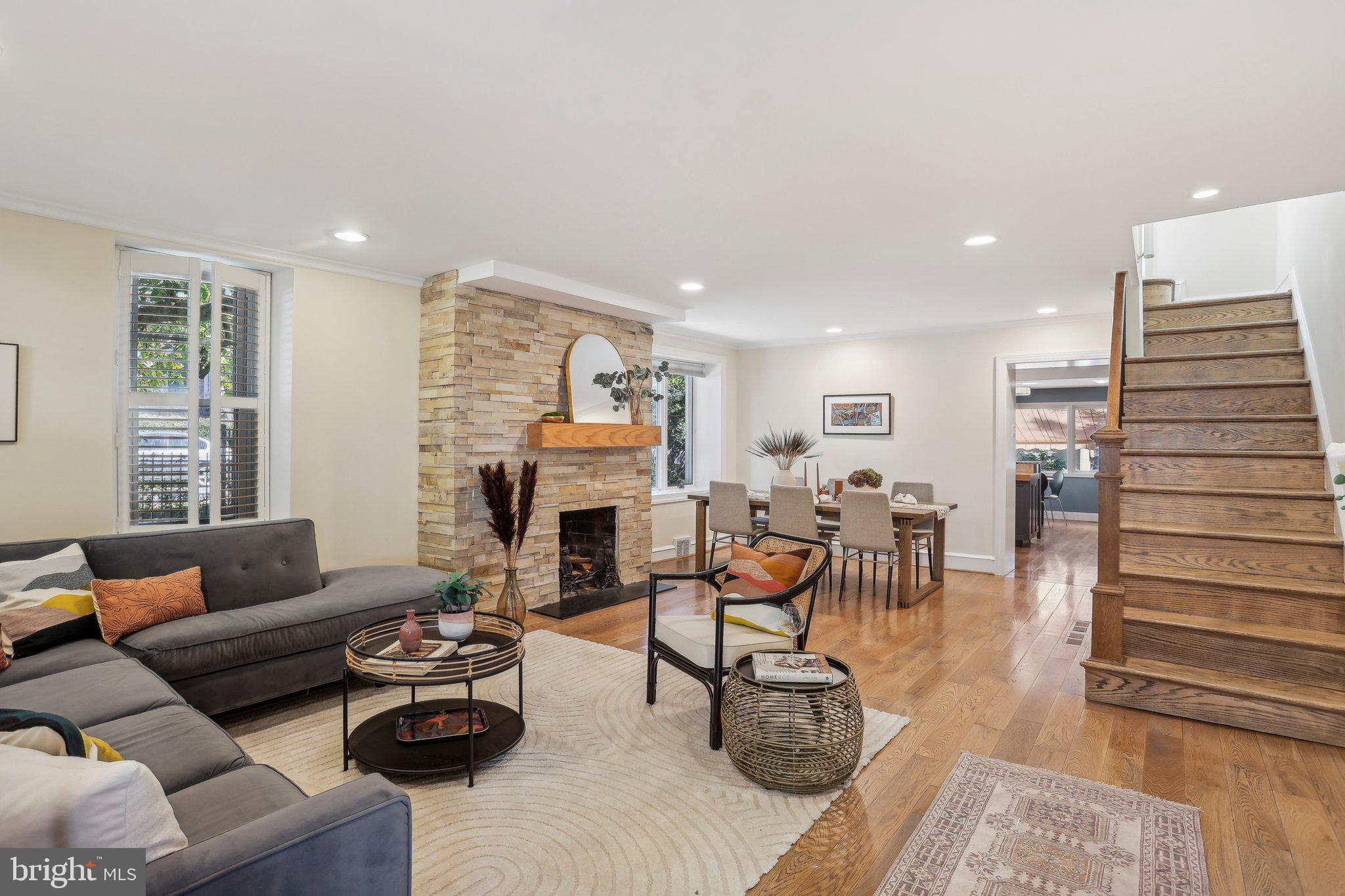 102 West Gravers Lane Philadelphia, PA 19118 - Photo 3 of 51