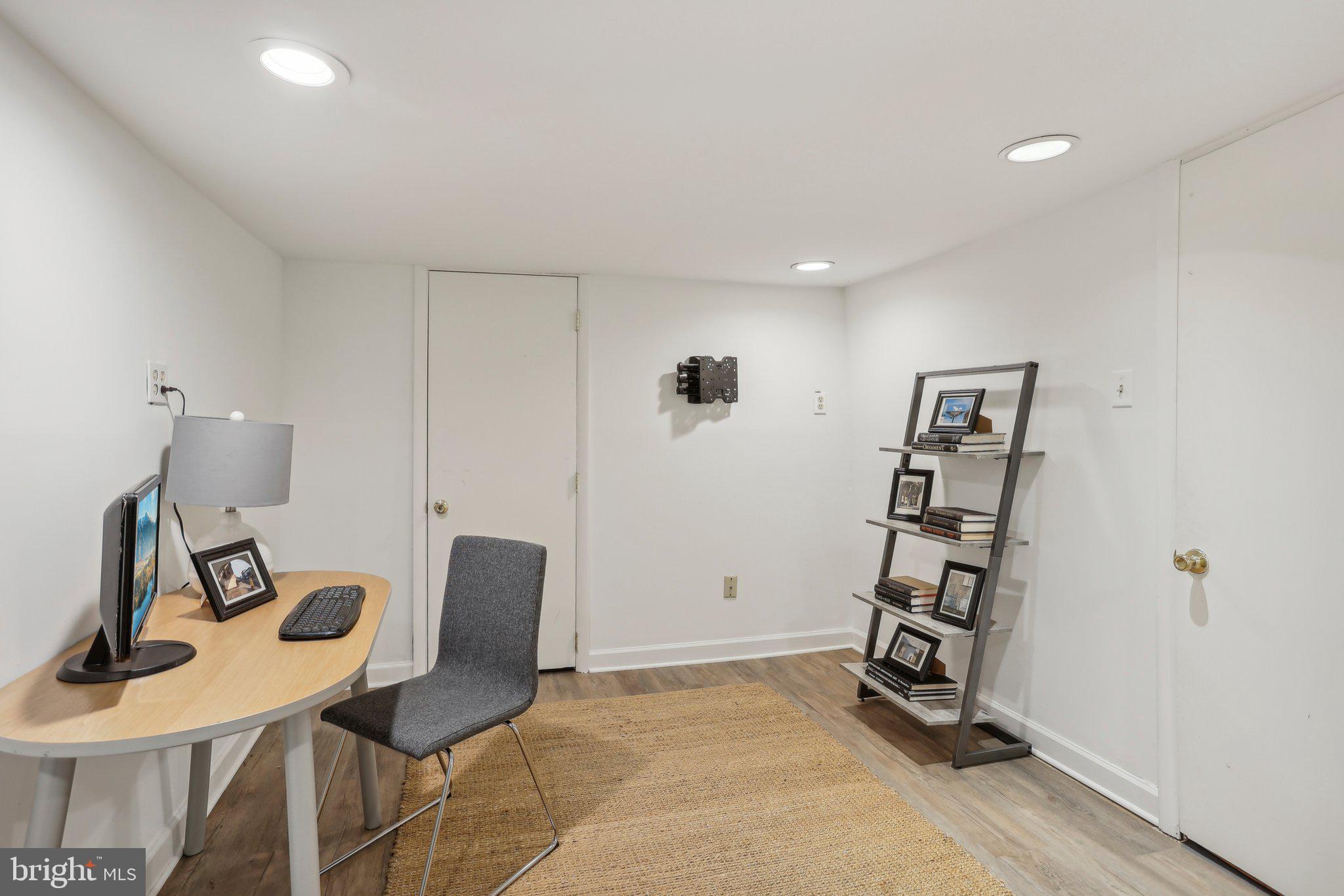 102 West Gravers Lane Philadelphia, PA 19118 - Photo 38 of 51