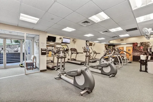 $4,500 | 44 Washington Street, Unit 801, Brookline, MA 02445