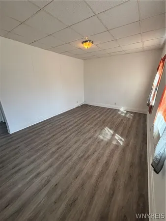 $1,200 | 1780 Falls Street, Niagara Falls, NY 14303