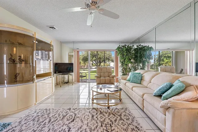 $164,000 | 608 Northeast 2nd Street, Unit 241, Dania Beach, FL 33004