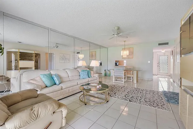 $164,000 | 608 Northeast 2nd Street, Unit 241, Dania Beach, FL 33004