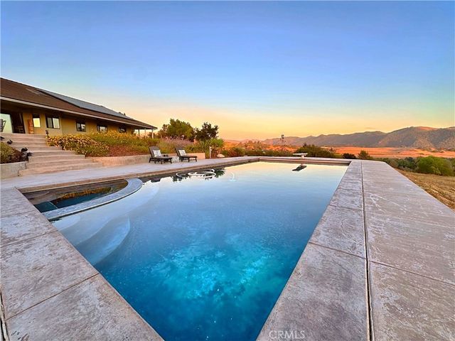 $2,275,000 | 225 Pioneer Circle, Arroyo Grande, CA 93420