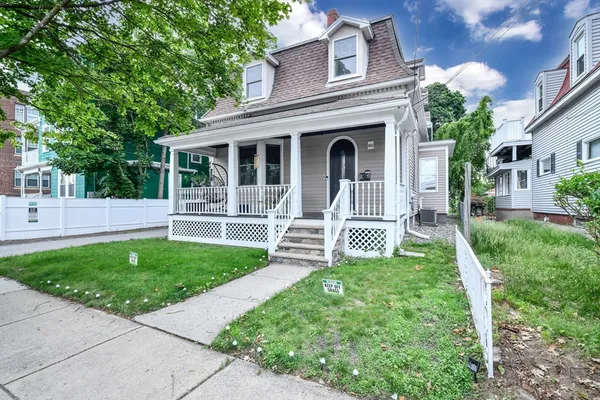 $2,700 | 80 Linden Street, Unit B, Everett, MA 02149