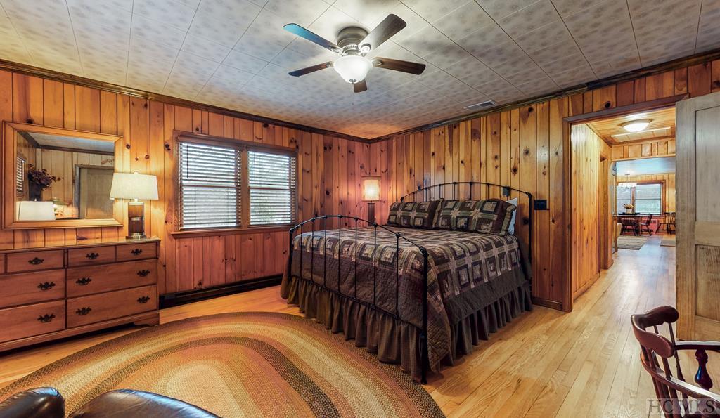 288-292 Franklin Road Highlands, NC 28741 - Photo 17 of 31 Gallery Image 17