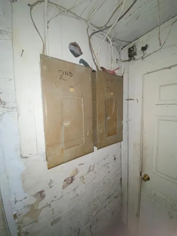 $173,900 | 2225 South 17th Street, Unit 2225A, Milwaukee, WI 53215