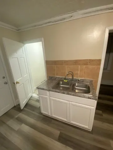 $173,900 | 2225 South 17th Street, Unit 2225A, Milwaukee, WI 53215