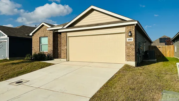 $1,850 | 10811 Hernando Court, Converse, TX 78109