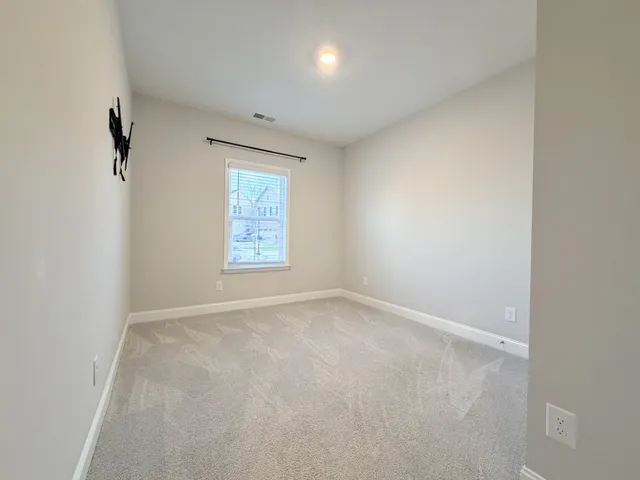 $2,700 | 378 Triple Crown Circle, Gallatin, TN 37066