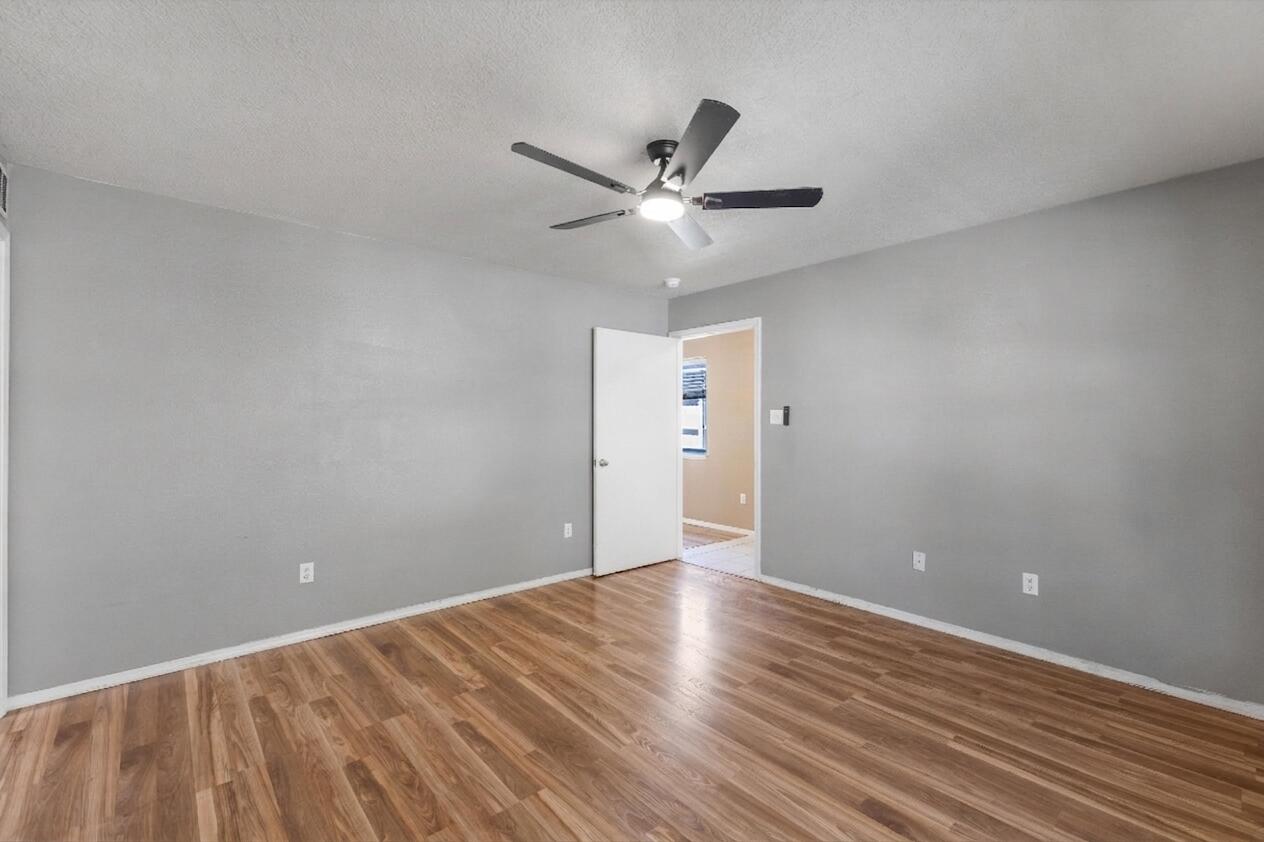 5752 Pinon Flats Road Northwest Albuquerque, NM 87114 - Photo 12 of 25 Gallery Image 12