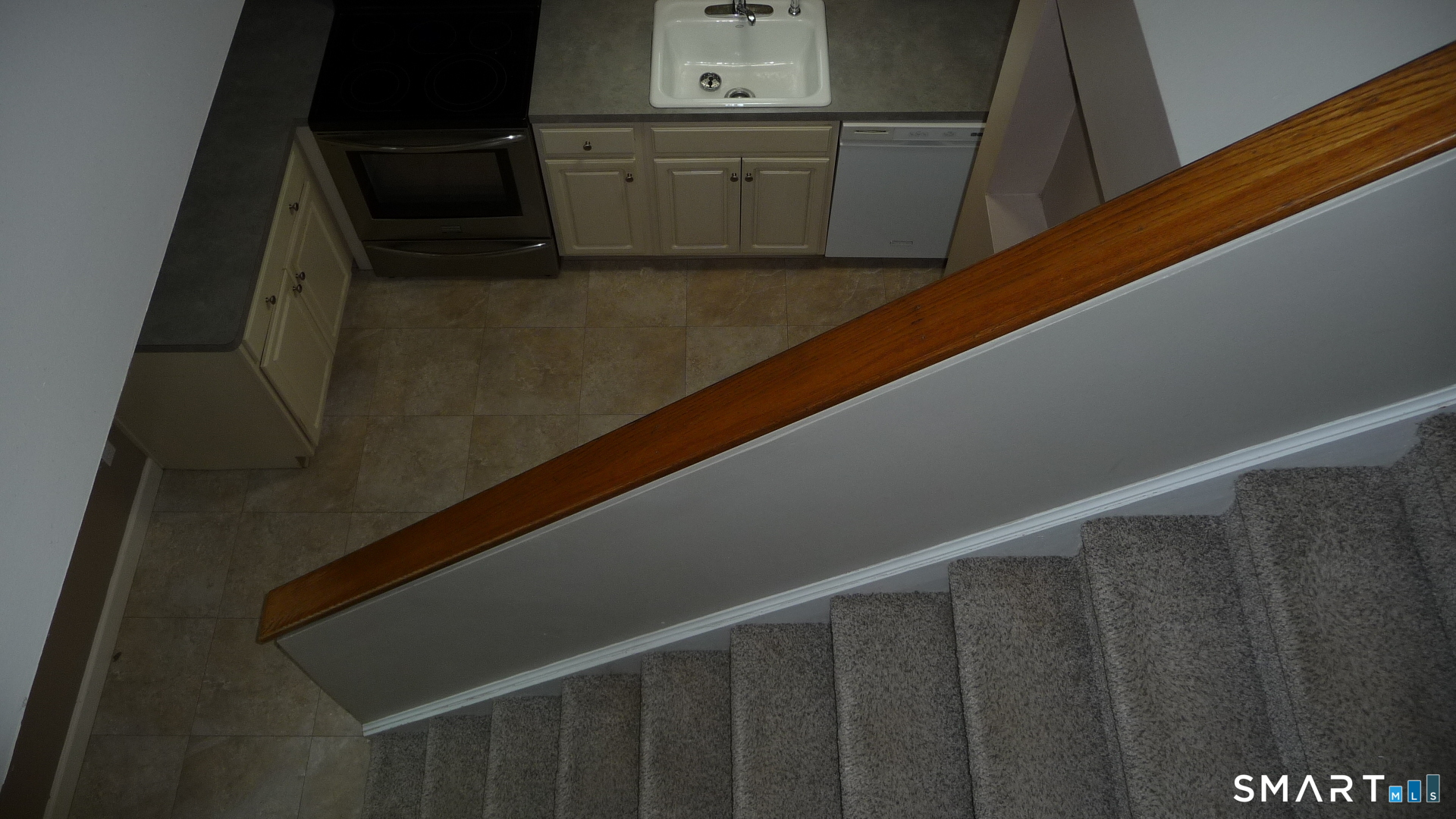 Little River Lane Middletown, CT 06457 - Photo 25 of 31