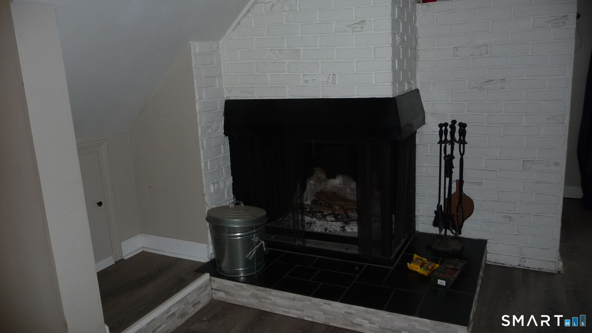 Little River Lane Middletown, CT 06457 - Photo 4 of 31