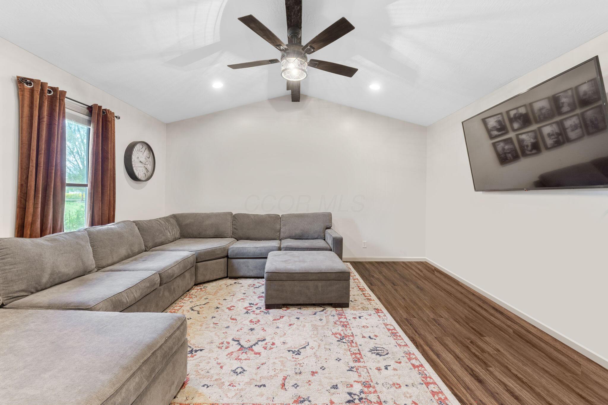 7559 Tucker Road Mount Vernon, OH 43050 - Photo 51 of 84 7559-Tucker-Rd-Interior-3-2