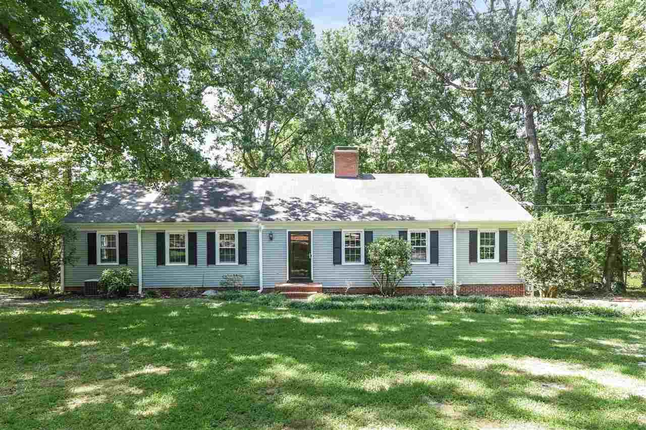 5403 Springfield Drive Raleigh, NC 27609 - Photo 4 of 25 Front