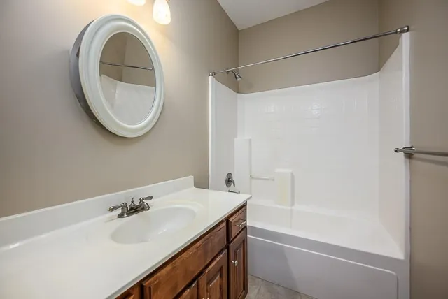 $425,000 | 12512 Pine Valley Drive, Kansas City, KS 66109