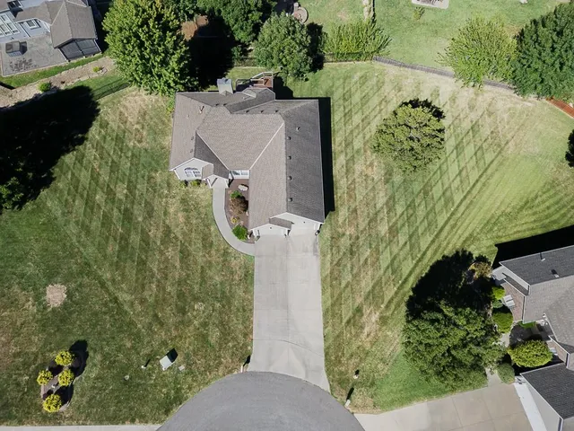 $425,000 | 12512 Pine Valley Drive, Kansas City, KS 66109