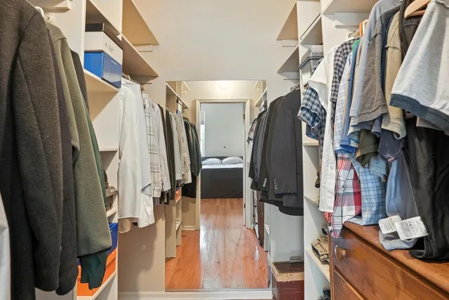 $259,900 | 1431 West Cuyler Avenue, Unit 1S, Chicago, IL 60613