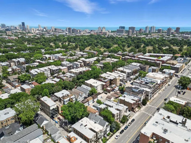 $259,900 | 1431 West Cuyler Avenue, Unit 1S, Chicago, IL 60613