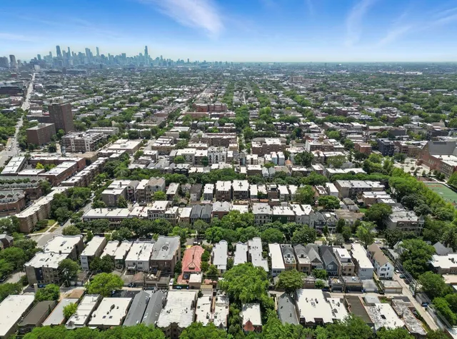 $259,900 | 1431 West Cuyler Avenue, Unit 1S, Chicago, IL 60613