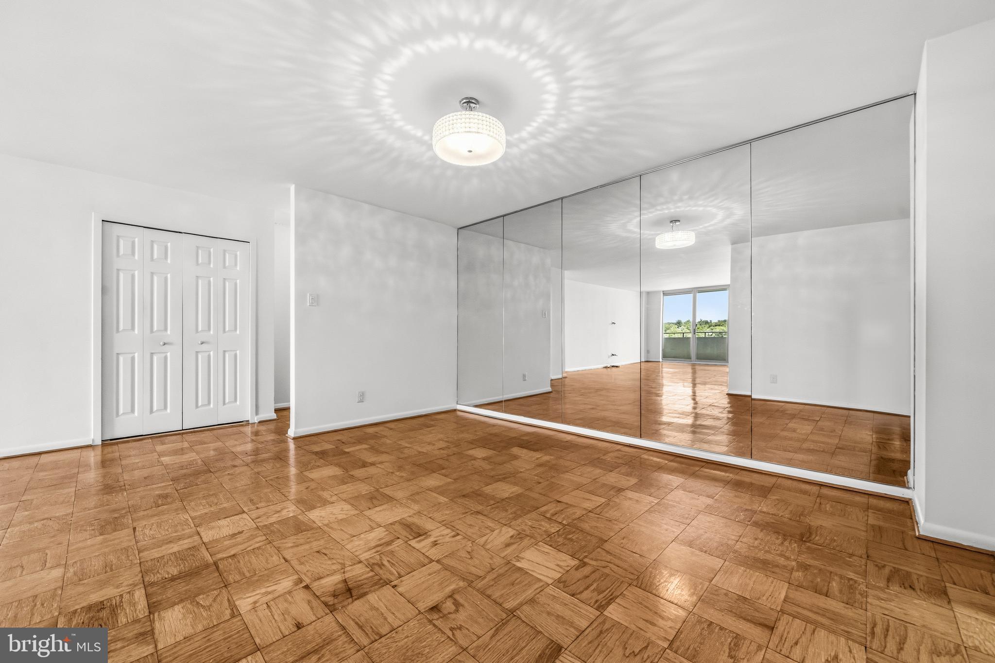 5101 River Road, Unit 1103 Bethesda, MD 20816 - Photo 23 of 54