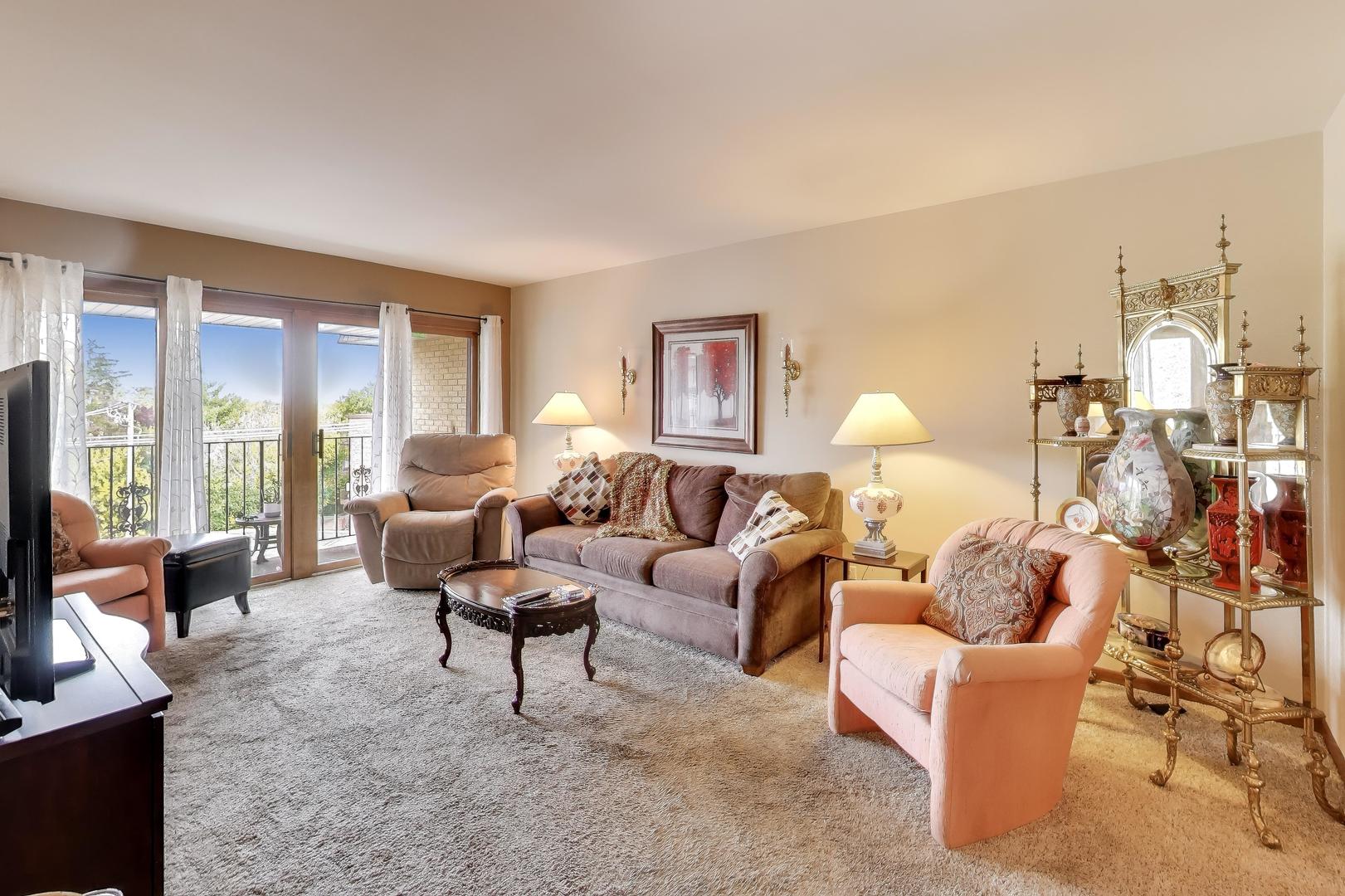 6121 North Northwest Highway, Unit 406 Chicago, IL 60631 - Photo 2 of 29