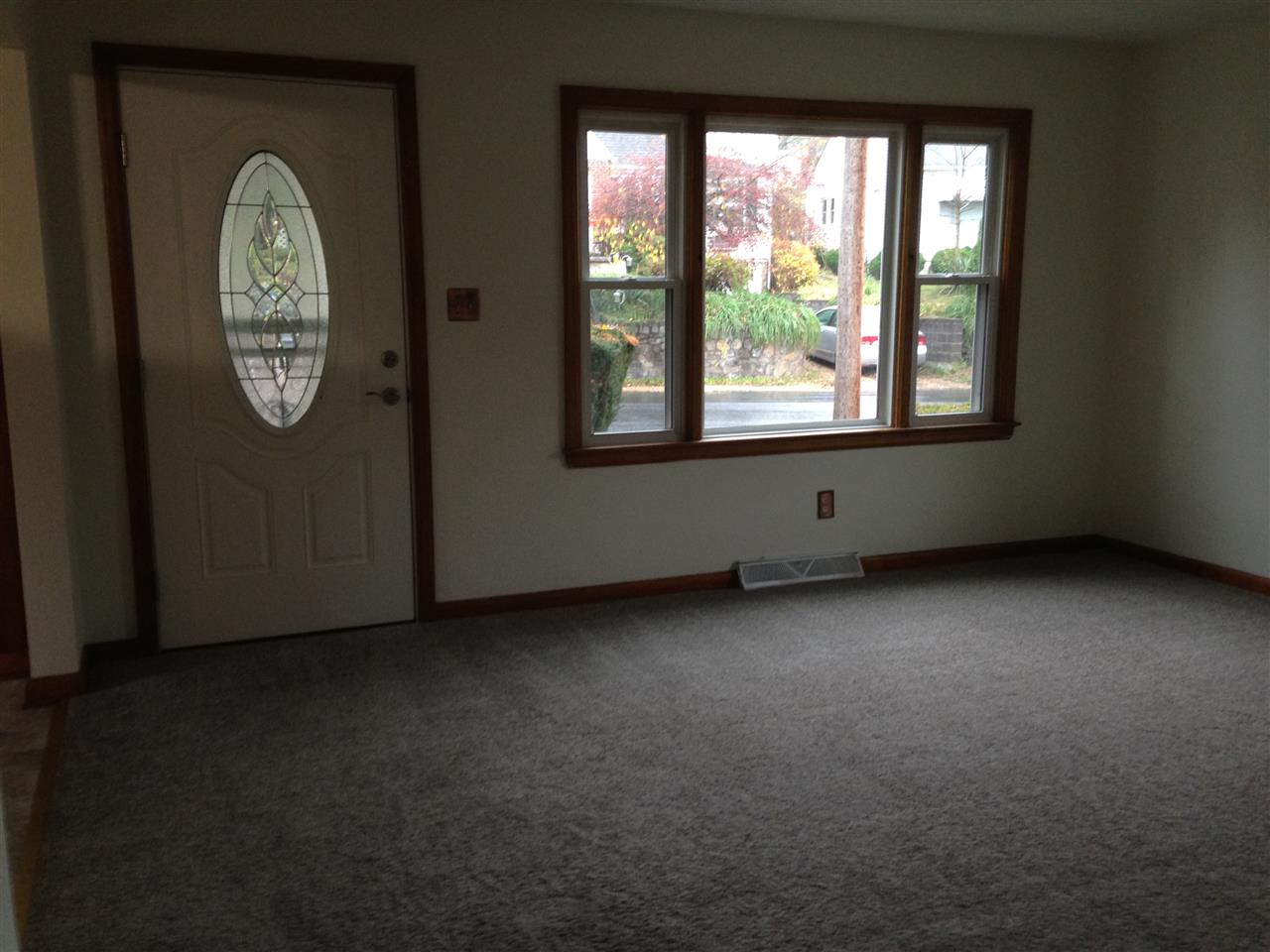 1418 Spring Hill Road Staunton, VA 24401 - Photo 4 of 18