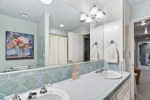 $679,000 | 8725 Landmark Circle, Redding, CA 96001