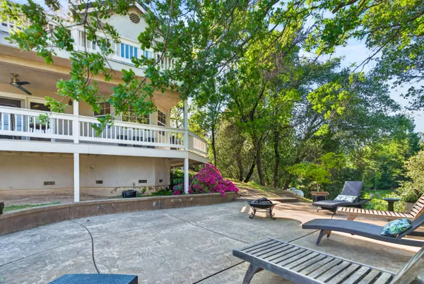 $679,000 | 8725 Landmark Circle, Redding, CA 96001