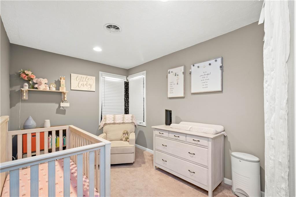 133 Baker Rd Extension Monaca, PA 15061 - Photo 16 of 25 a bathroom with a bathtub sink and toilet