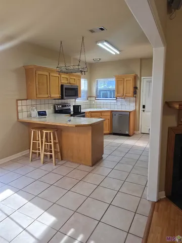 $1,500 | 13700 Kelley Street, Walker, LA 70785