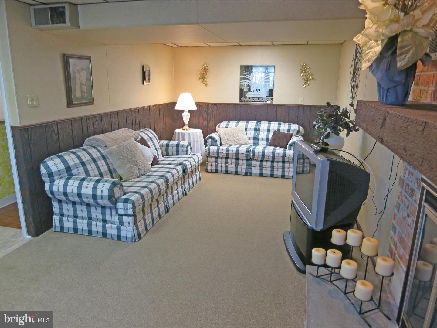 4413 Hilldale Road Reading, PA 19606 - Photo 15 of 22 Gallery Image 15