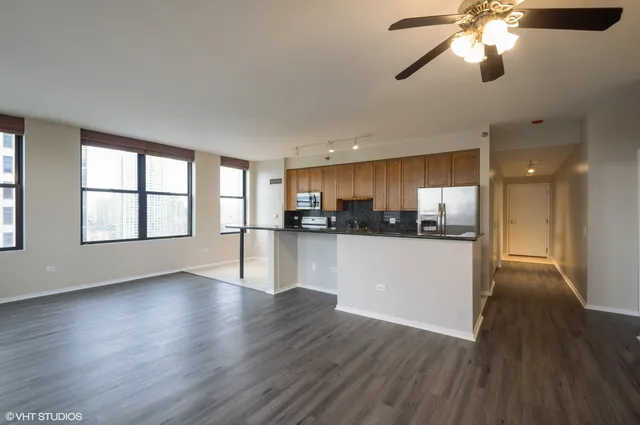 $3,600 | 330 North Jefferson Street, Unit 1408, Chicago, IL 60661