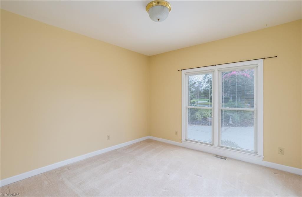 5802 Beckenham Way Oak Ridge, NC 27310 - Photo 29 of 36
