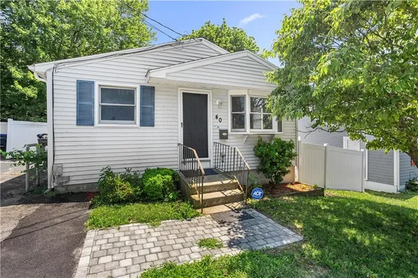 $399,900 | 40 Blackstone Street, Cumberland, RI 02864
