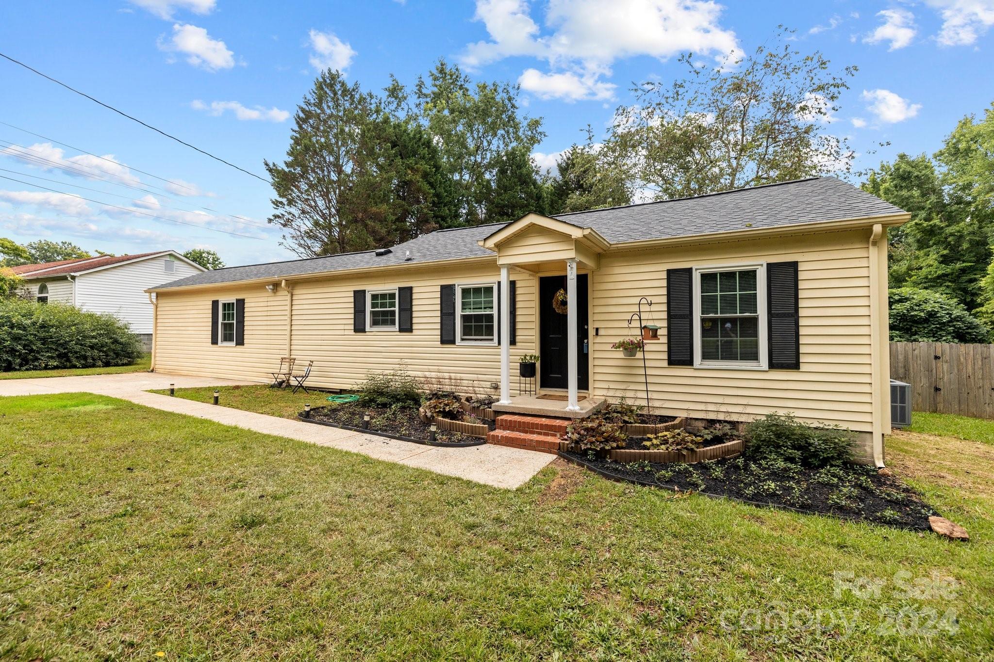 1505 Lane Road Mount Holly, NC 28120 - Photo 27 of 33 Gallery Image 27