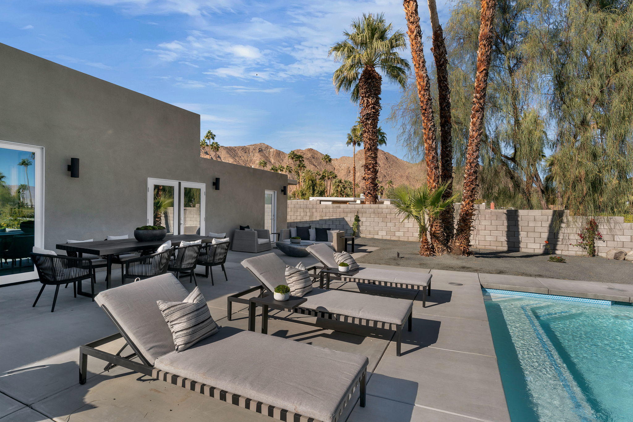 71374 Biskra Road Rancho Mirage, CA 92270 - Photo 48 of 75 Spacious outdoor living