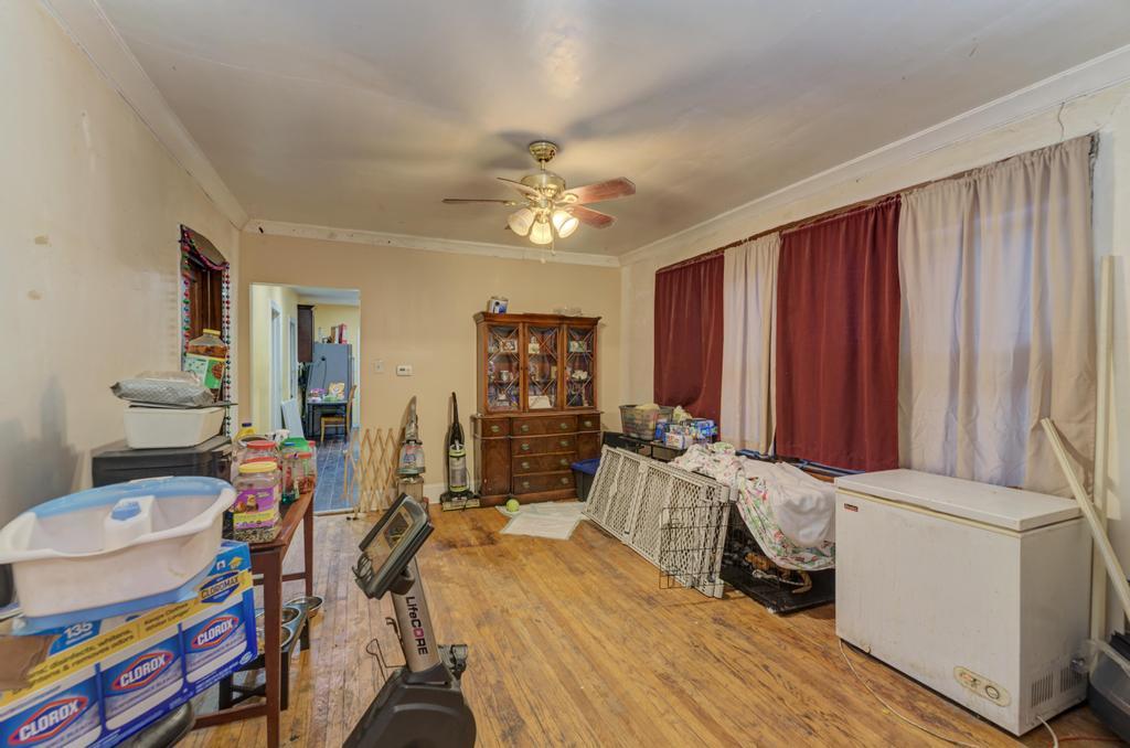 1941 North Harding Avenue Chicago, IL 60647 - Photo 25 of 44 a view of a room with gym equipment