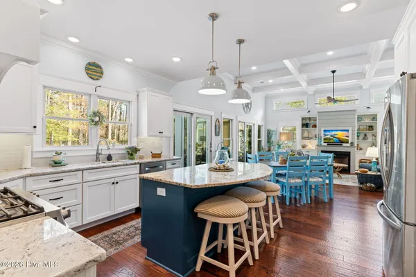 $699,900 | 644 Grovewood Lane Southeast, Bolivia, NC 28422