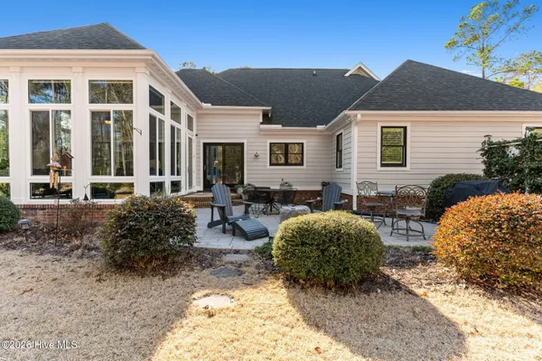 $699,900 | 644 Grovewood Lane Southeast, Bolivia, NC 28422