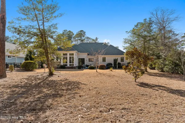 $699,900 | 644 Grovewood Lane Southeast, Bolivia, NC 28422