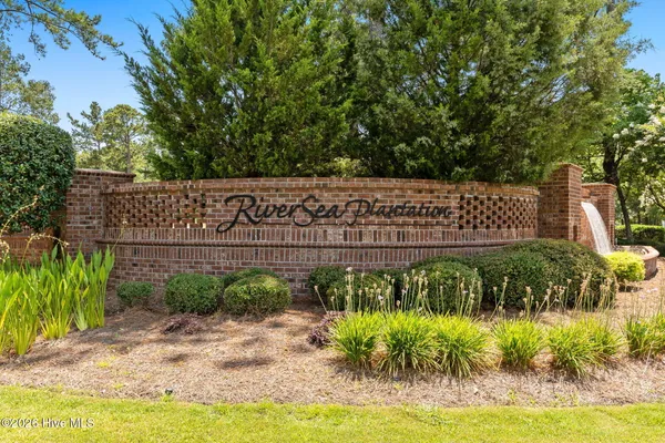 $699,900 | 644 Grovewood Lane Southeast, Bolivia, NC 28422