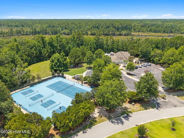 $699,900 | 644 Grovewood Lane Southeast, Bolivia, NC 28422