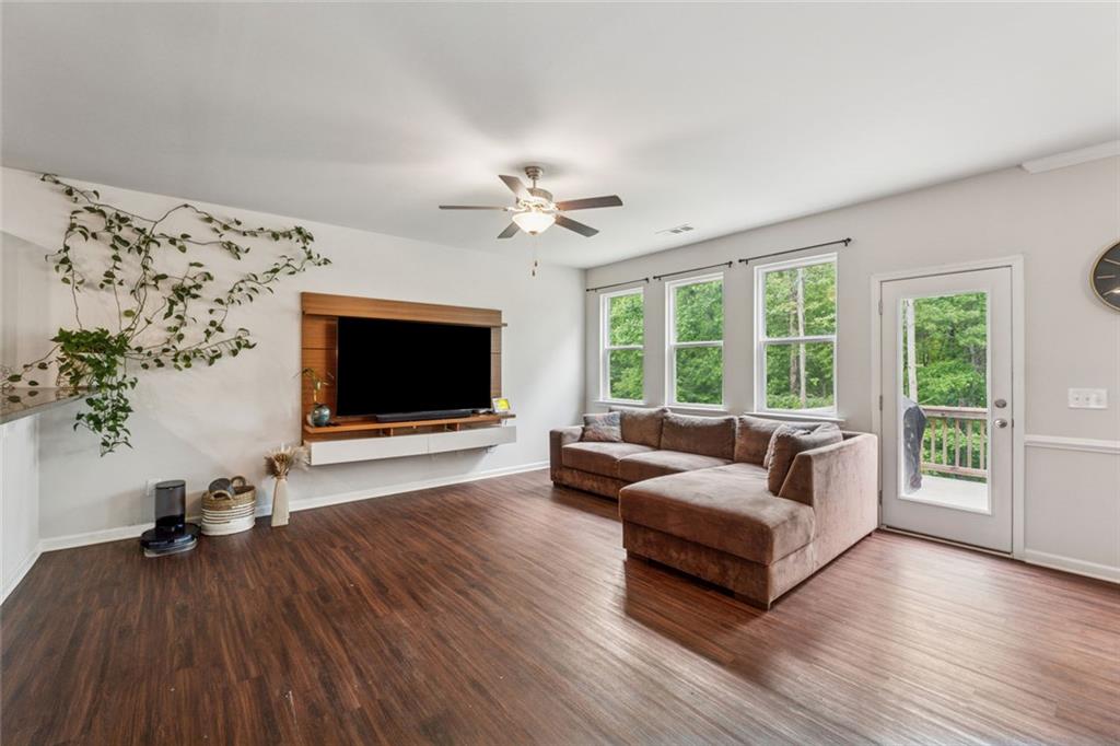 520 Edgemore Road Canton, GA 30114 - Photo 8 of 50