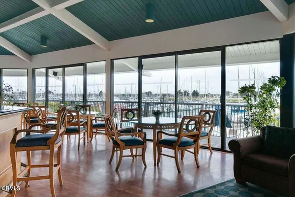 $3,700 | 3101 Peninsula Road, Unit 121, Oxnard, CA 93035