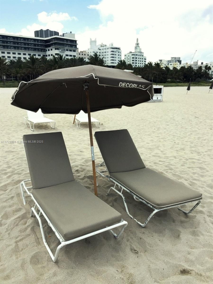 100 Lincoln Road, Unit 444 Miami Beach, FL 33139 - Photo 18 of 18 a view of a terrace