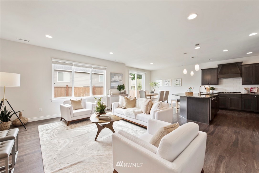 20309 85th Place Northeast Bothell, WA 98011 - Photo 3 of 25 Gallery Image 3